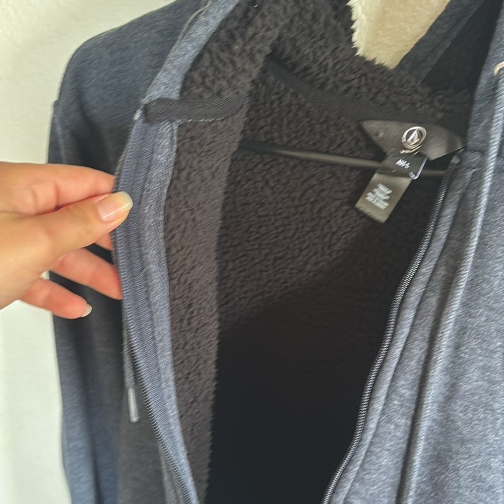 Men’s volcom jacket - Picture 2 of 2
